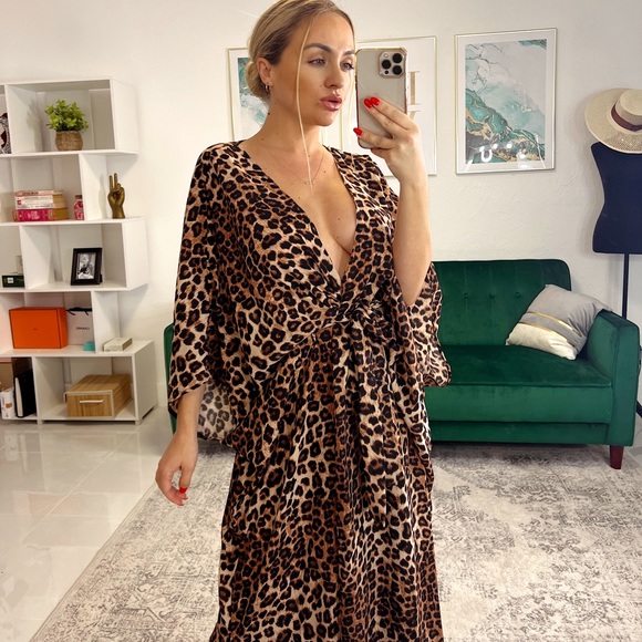 Good American Leopard Print Robe - Picture 2 of 12